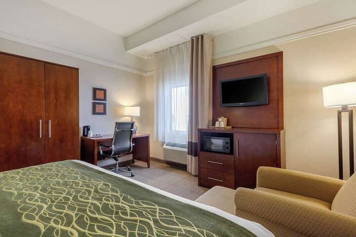 Room 13 of 47