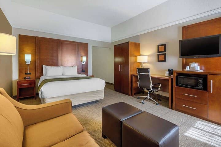 Room 21 of 47