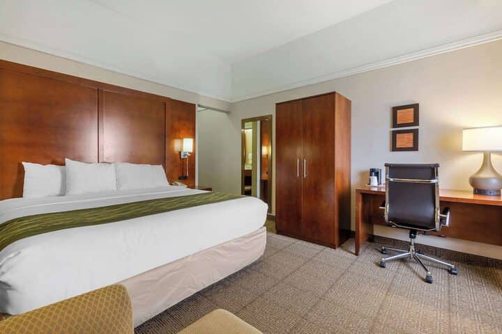 Room 12 of 47